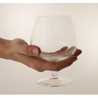 Paire de verres &agrave; Cognac en cristal pur.